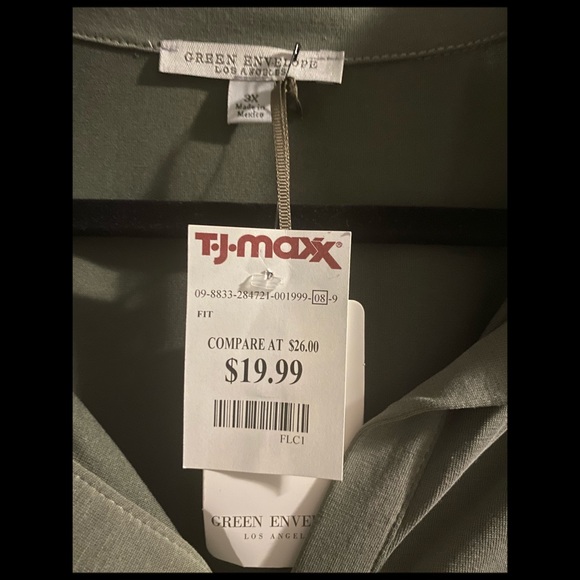 Plus size button down - Picture 3 of 3